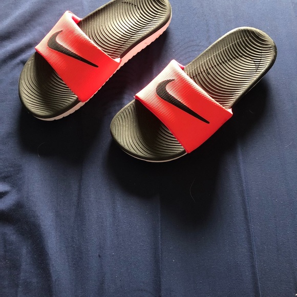 NEW Nike Slides - Picture 3 of 5